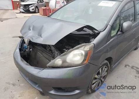 2013 Honda Fit Sport z USA, uszkodzony, nr VIN JHMGE8H56DC033697